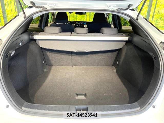 Toyota PRIUS 2018-10 281778-11