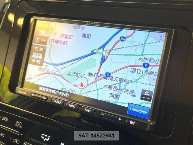 Toyota PRIUS 2018-10 281778-2