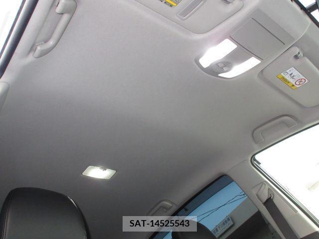 Toyota PRIUS ALPHA 2016-05 328720-21