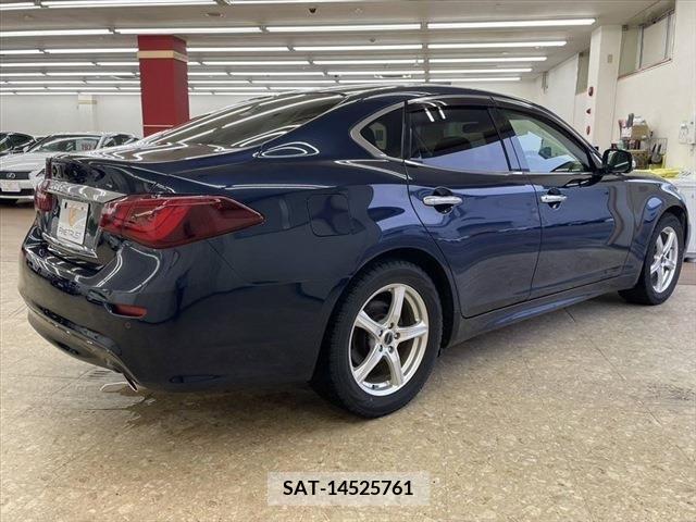 Nissan FUGA 2015-02 324778-17