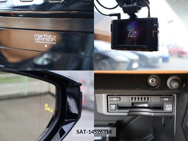 Lexus IS 2023-12 275420-22