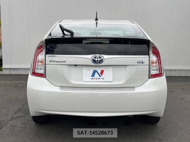 Toyota PRIUS 2012-07 386015-13