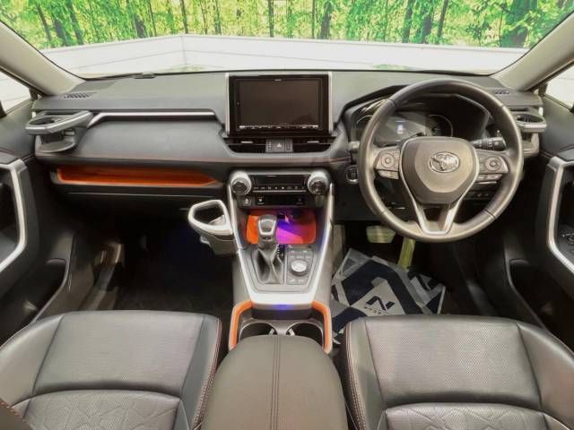 Toyota RAV4 2020-08 192849-1