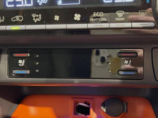 Toyota RAV4 2020-08 192849-6