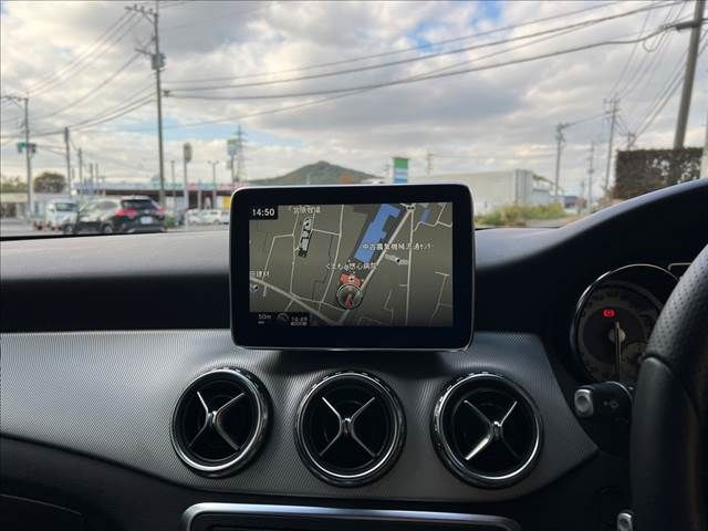 Mercedes Benz GLA-CLASS 2016-06 181429-1