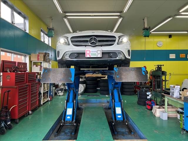 Mercedes Benz GLA-CLASS 2016-06 181429-27