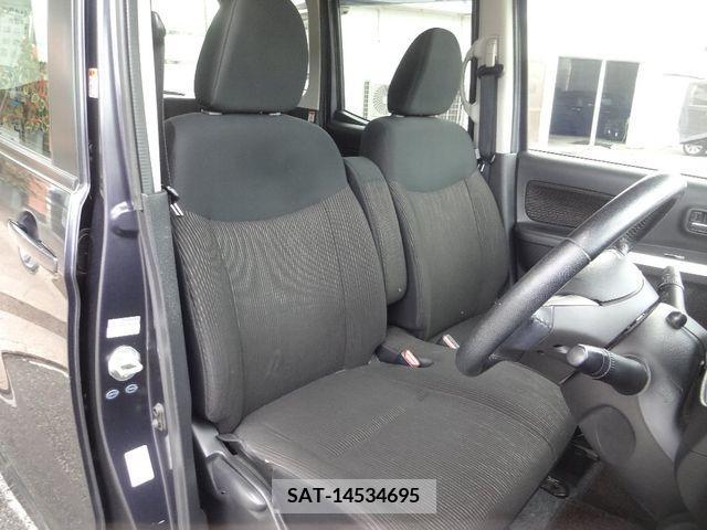 Nissan ROOX 2015-03 323776-6