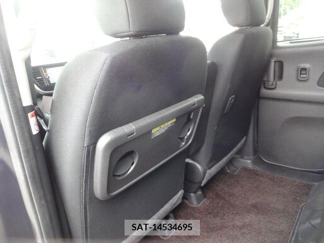 Nissan ROOX 2015-03 323776-10