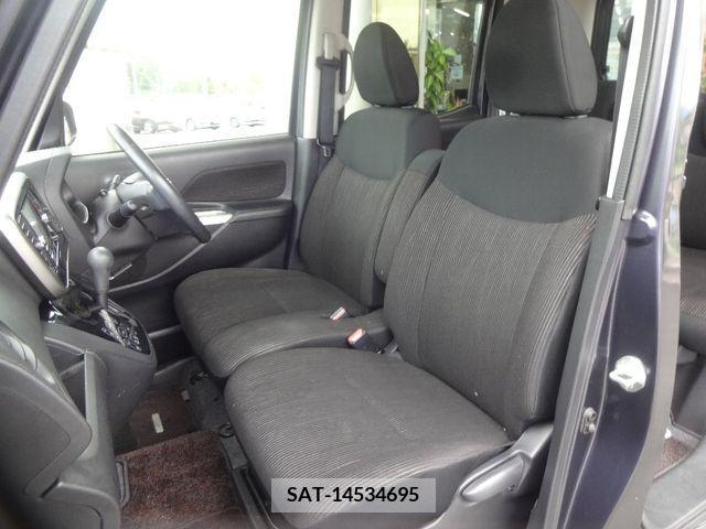 Nissan ROOX 2015-03 323776-9