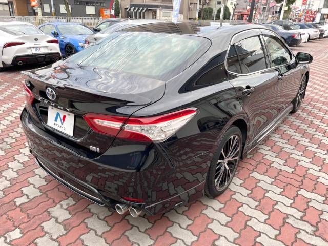 Toyota CAMRY HYBRID 2019-02 192716-17