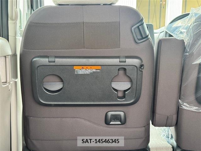 Nissan ROOX 2021-03 235415-17
