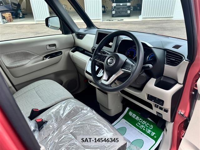 Nissan ROOX 2021-03 235415-3