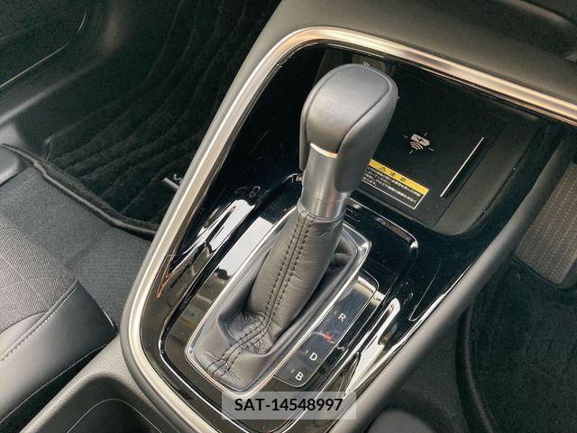 Honda VEZEL 2021-06 240970-9