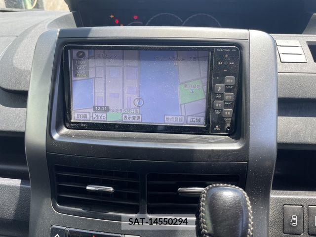 Toyota VOXY 2012-02 370374-14