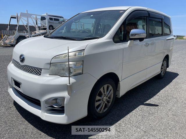 Toyota VOXY 2012-02 370374-0