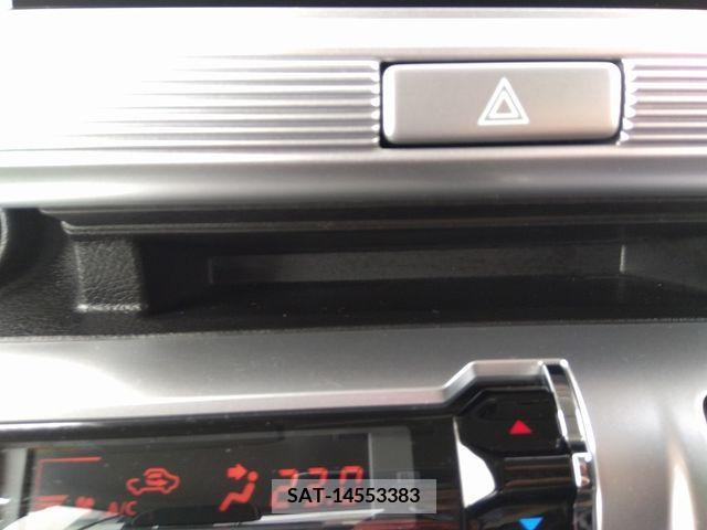 Suzuki X BEE 2021-07 295104-5