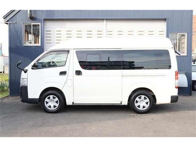 Toyota REGIUSACE VAN 2017-03 12465-4
