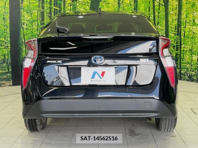 Toyota PRIUS 2017-09 281790-15
