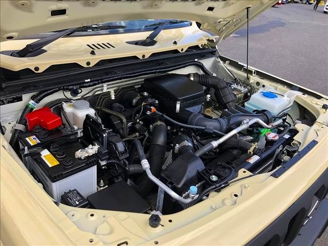 Suzuki JIMNY 2021-12 182766-26