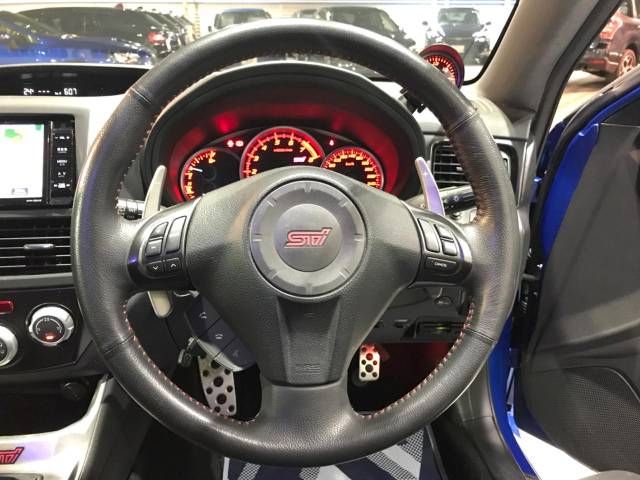 Subaru IMPREZA WRX 2011-10 185887-12