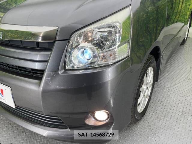 Toyota NOAH 2010-01 247533-13