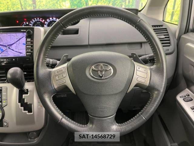 Toyota NOAH 2010-01 247533-12
