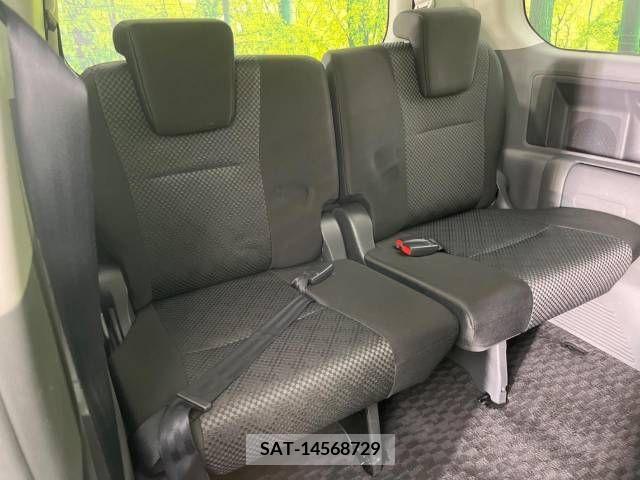 Toyota NOAH 2010-01 247533-10