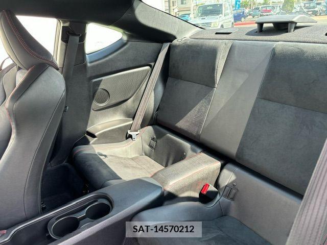 Toyota 86 2012-06 321121-9