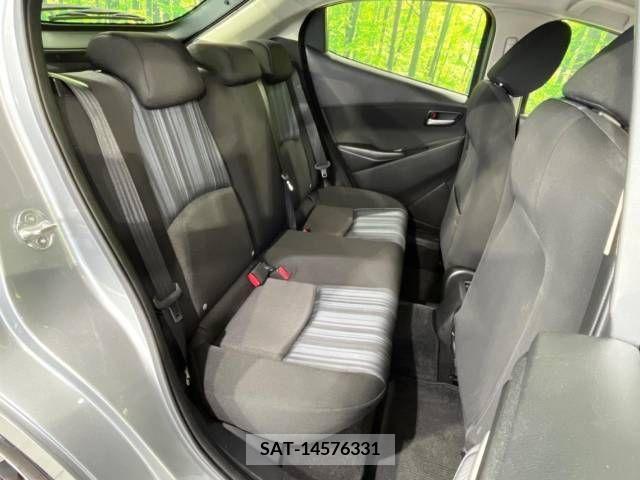 Mazda DEMIO 2015-10 327826-9
