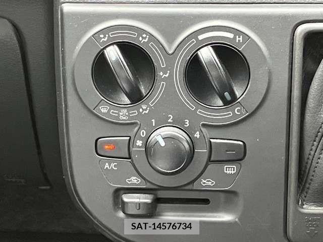 Suzuki ALTO 2019-06 356359-13