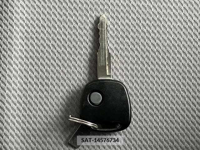 Suzuki ALTO 2019-06 356359-21