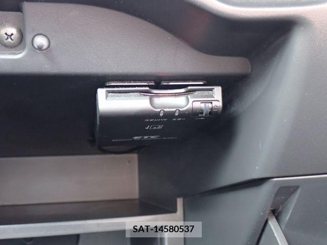 Nissan NOTE 2019-01 201413-7