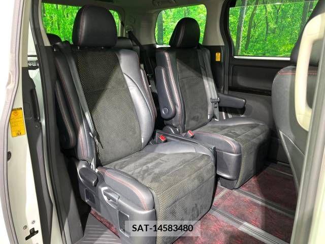 Toyota VELLFIRE 2014-02 330521-9
