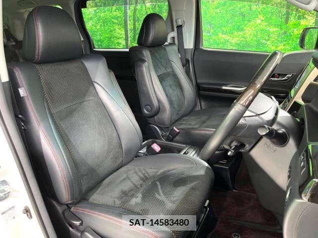 Toyota VELLFIRE 2014-02 330521-8