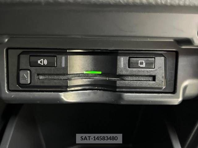 Toyota VELLFIRE 2014-02 330521-6