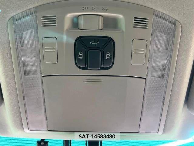 Toyota VELLFIRE 2014-02 330521-5