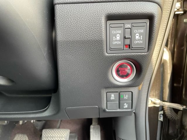 Honda N BOX CUSTOM 2018-01 2650-7