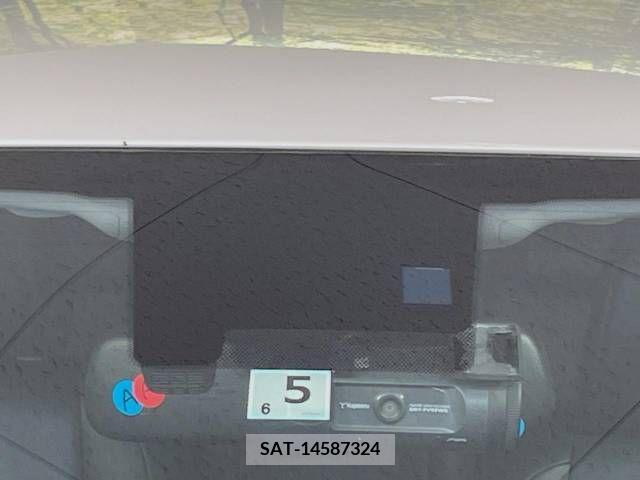 Lexus CT 2011-05 275576-2