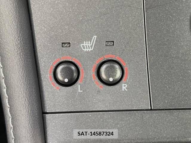 Lexus CT 2011-05 275576-7