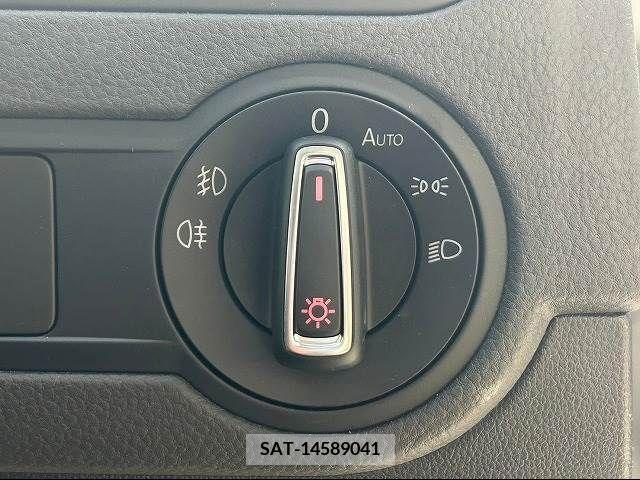 VolksWagen POLO 2017-10 223945-6