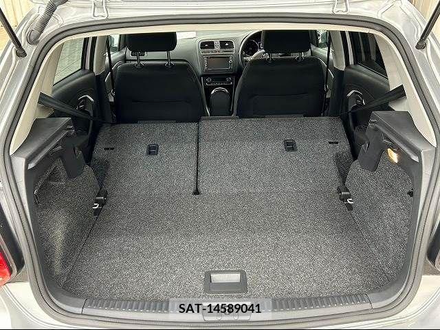 VolksWagen POLO 2017-10 223945-10