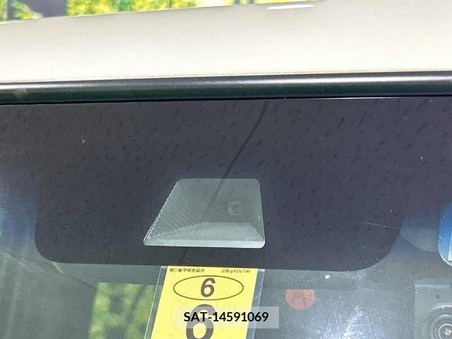 Honda N BOX CUSTOM 2019-01 278924-2