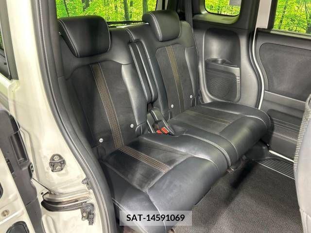 Honda N BOX CUSTOM 2019-01 278924-9