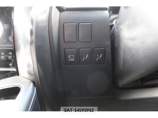 Toyota VELLFIRE 2018-12 210453-15
