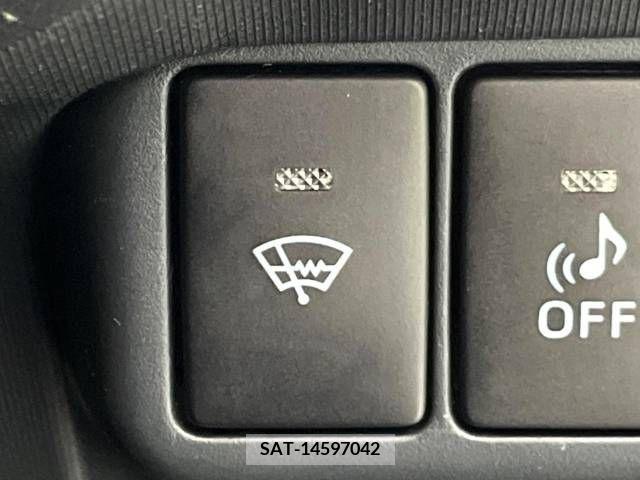 Toyota AQUA 2013-12 325924-4
