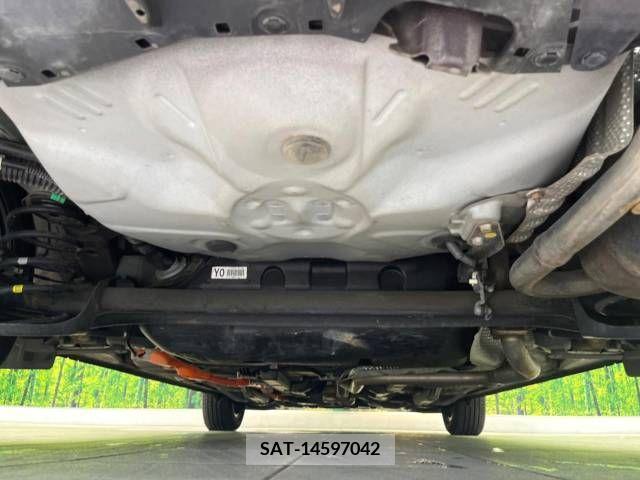 Toyota AQUA 2013-12 325924-19