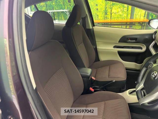 Toyota AQUA 2013-12 325924-8