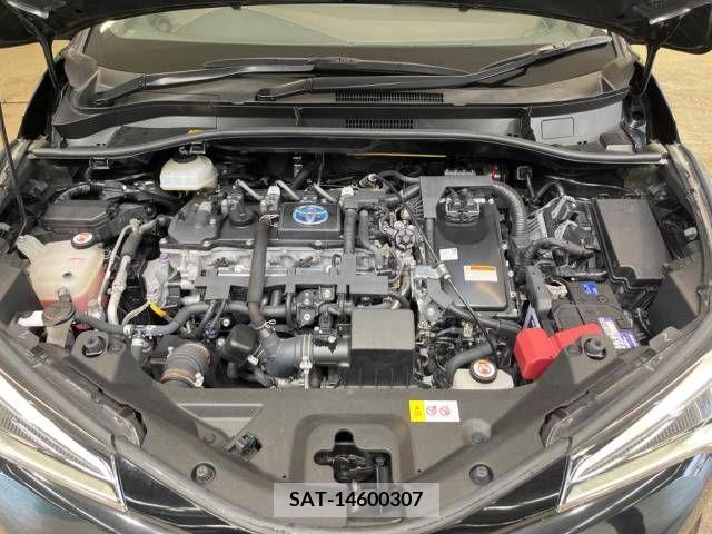 Toyota C-HR 2018-05 357861-18