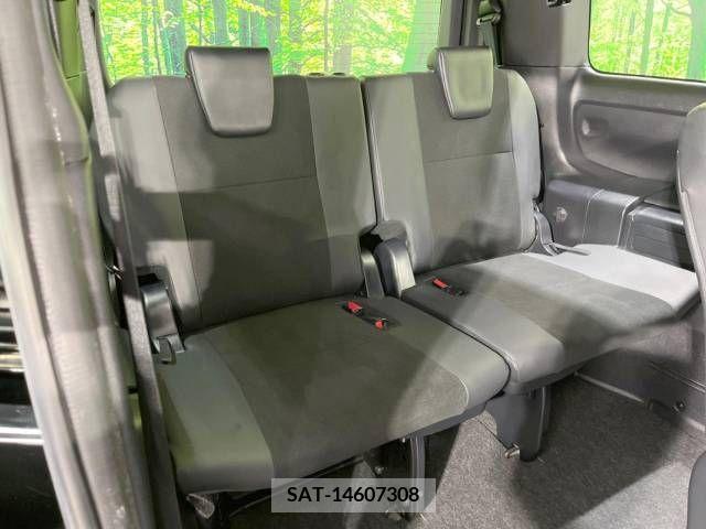 Toyota NOAH 2019-03 232006-10