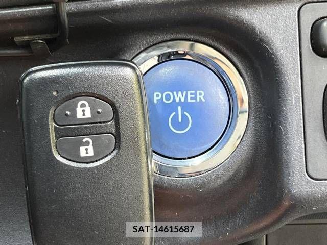 Toyota AQUA 2013-09 356174-6